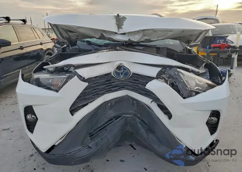 2020 Toyota Rav4 Xle из США, поврежденный, VIN 2T3RWRFV6LW053105